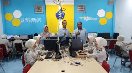 Kelas Industri SMK Darus Sholihin Puger - (Dok. Gamelab)