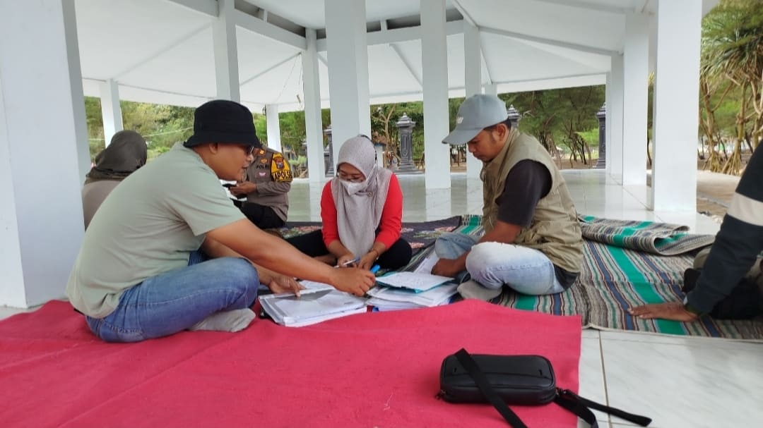 Monev di Desa Puger Kulon, Kecamatan Puger, Jember