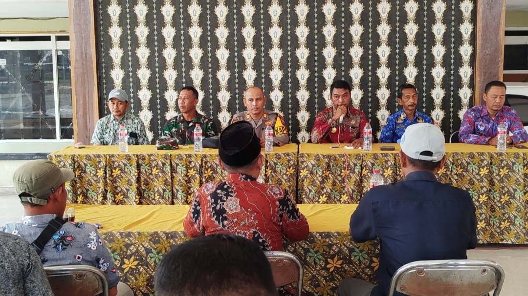 Monev di desa Grenden, Kecamatan Puger, Jember